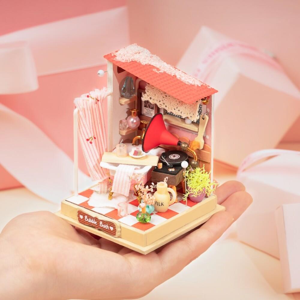 Tiny DIY Dollhouse Miniature Dollhouse Collection Unicorn Enterprises Corp