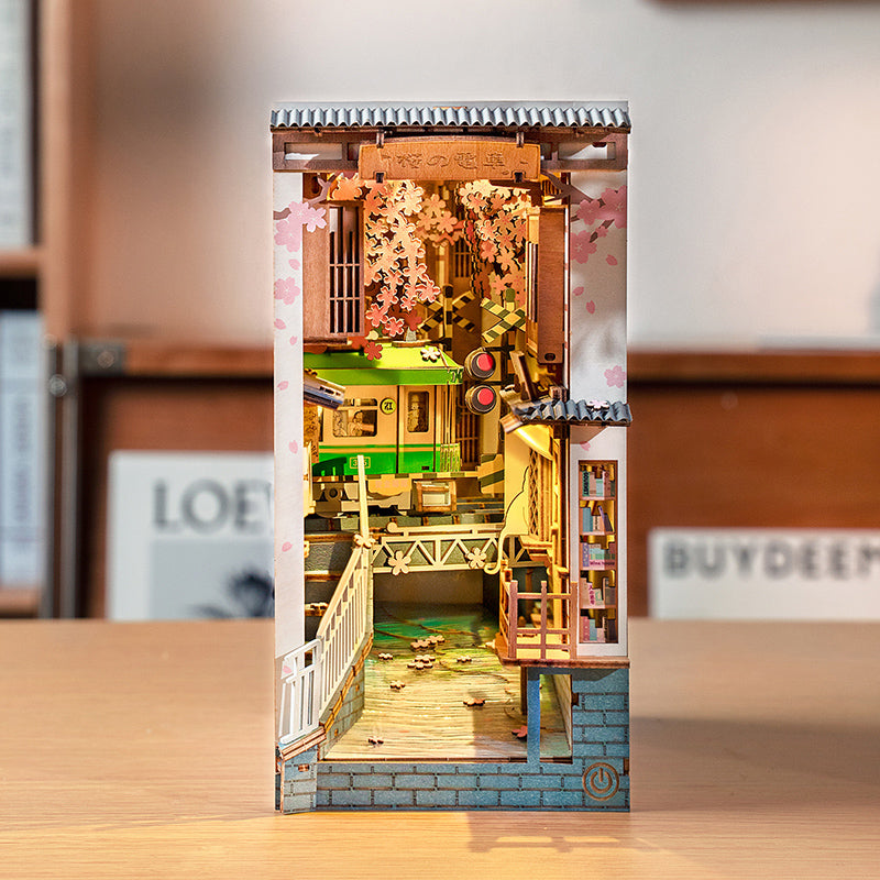 Nobuyuki Yamazaki　フーリエ17　ドミニクローラン20 Canada Rolife Sakura Tram Book Nook TGB01 DIY Miniatures Kit