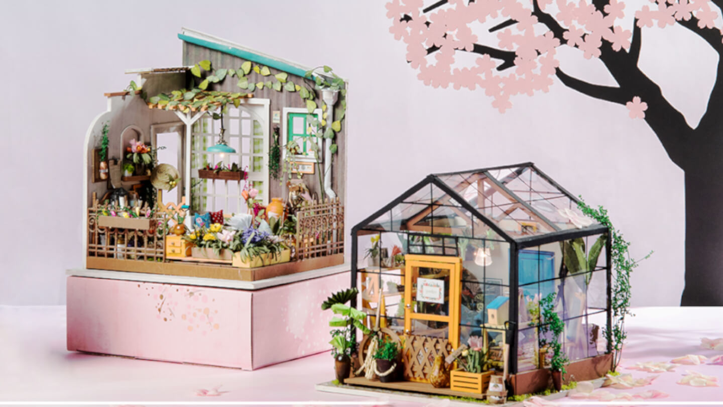 DIY Miniatures Dollhouse Kits