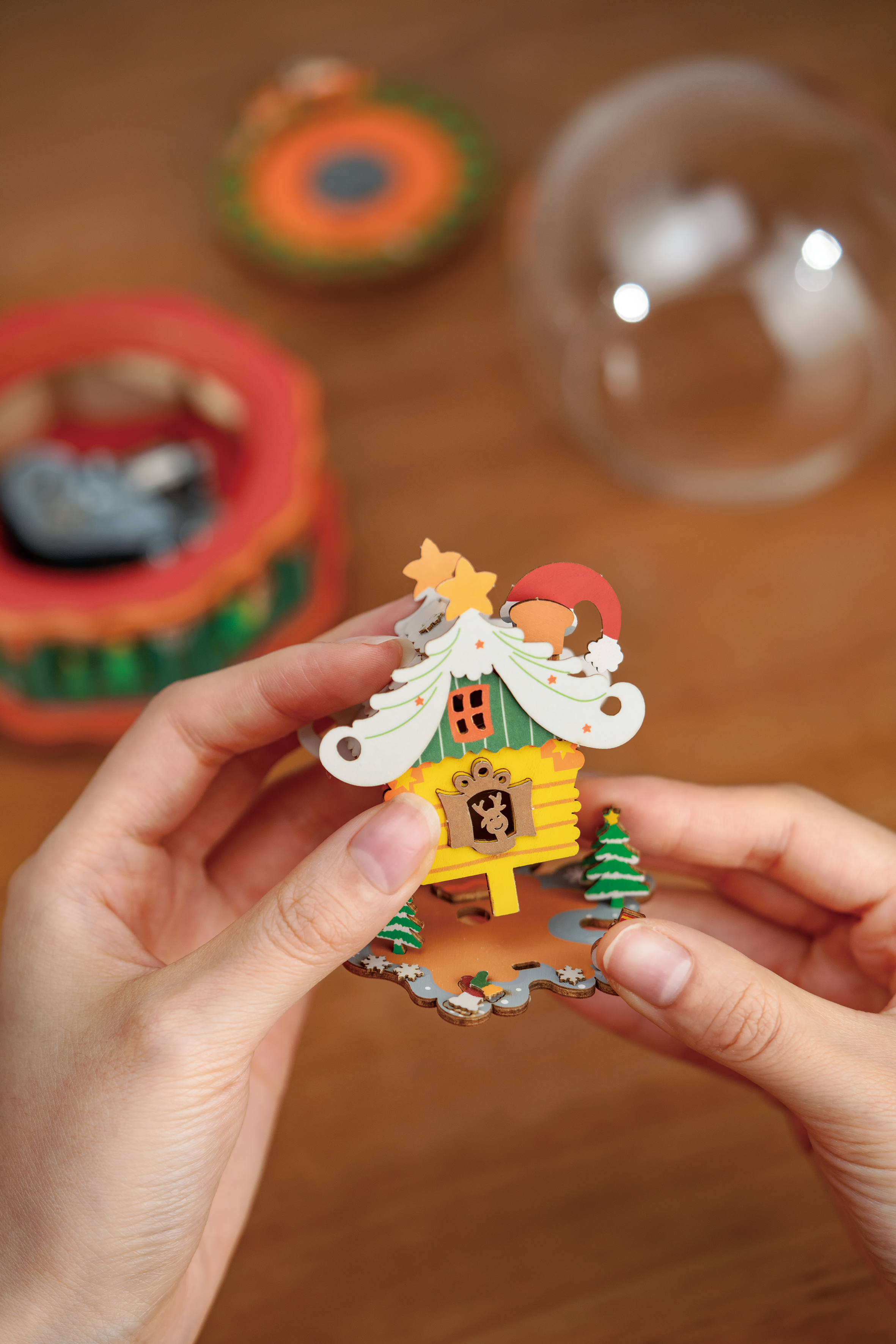 Christmas Town Music Box RAM46