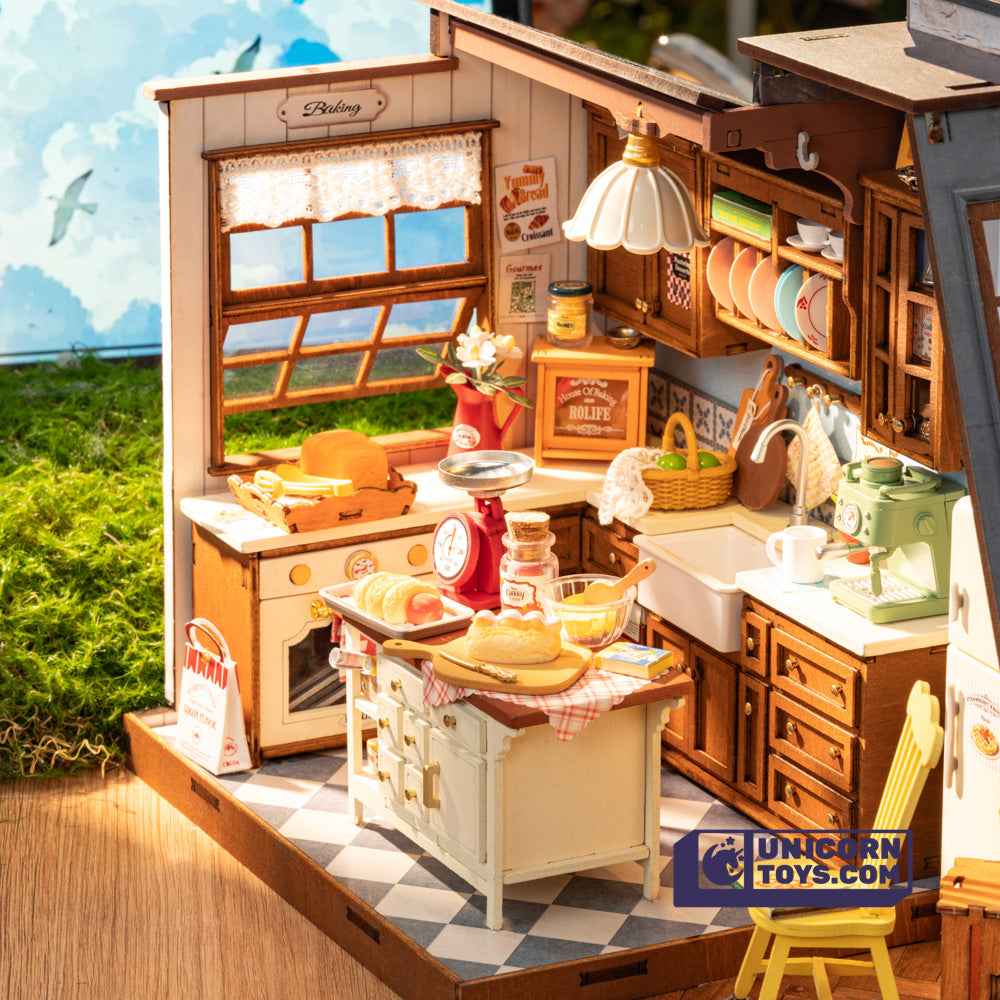Baking Kitchen | Robotime DG172 DIY Dollhouse Miniatures Kit