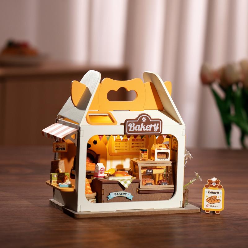 Teddy's Breadbox | Robotime Rolife DS033 DIY Tiny Dollhouse Miniatures Kit