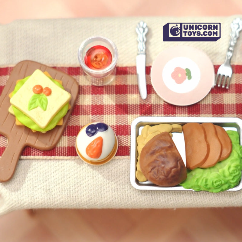 Warm Dining Room | Rolife Super Creator DW015 DIY Stackable Dollhouse Miniatures Kit