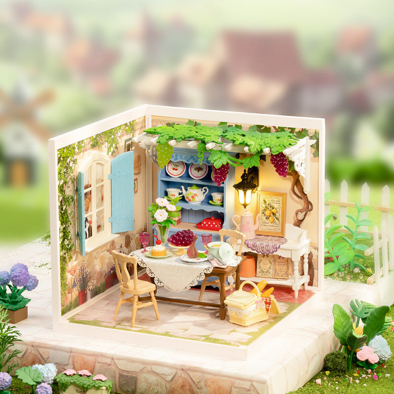 Midsummer Dream Yard | Rolife Super Creator DW025 DIY Stackable Dollhouse Miniatures Kit