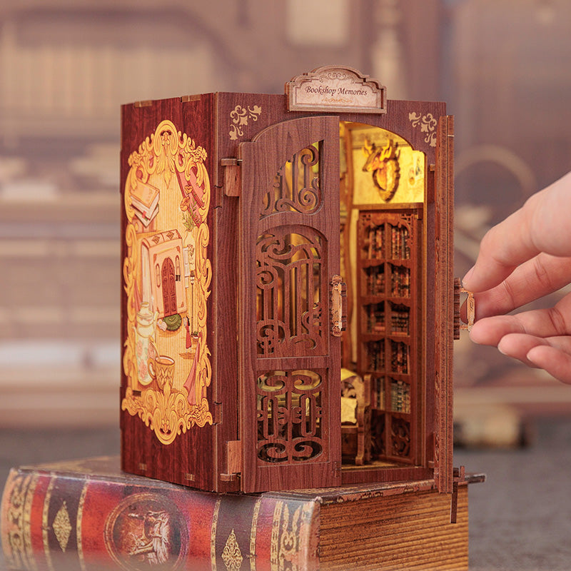 Bookshop Memories | CuteBee SD01 DIY Miniature Book Nook Kit