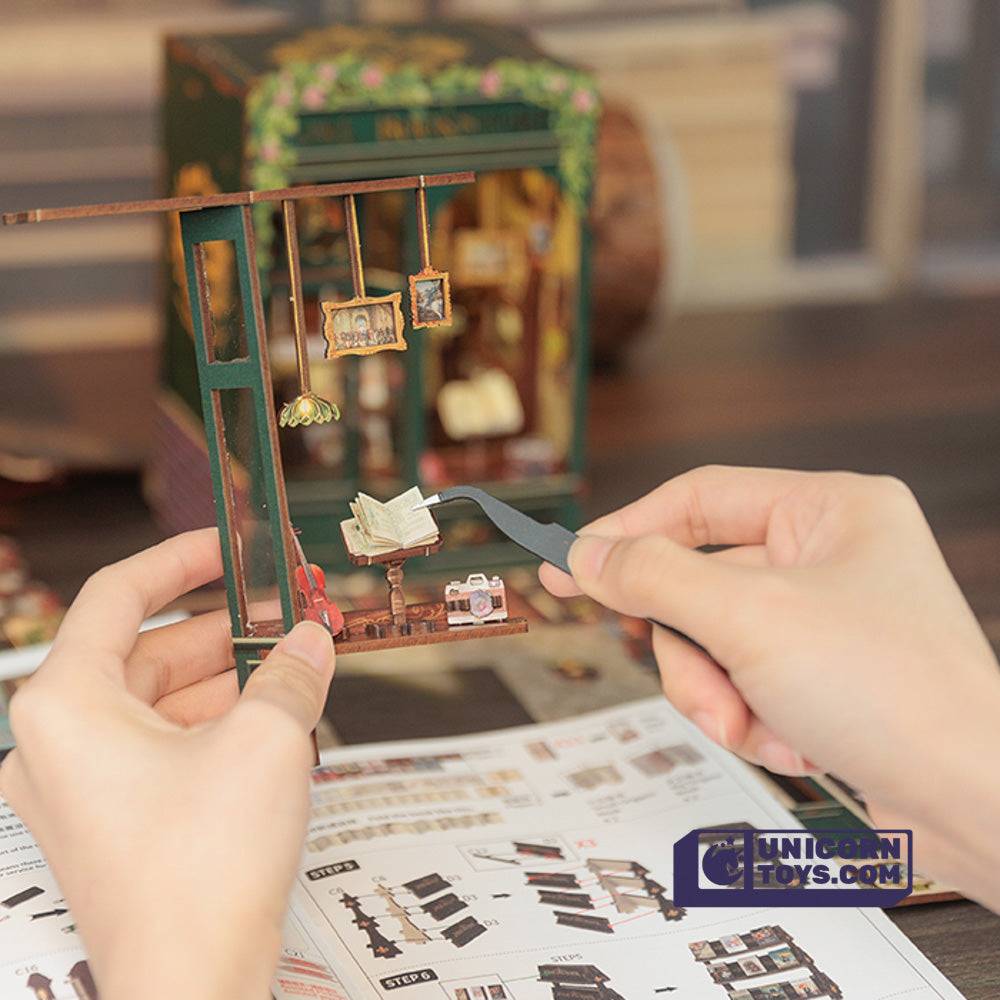 Owl Bookstore | CuteBee SD02 DIY Miniature Book Nook Kit