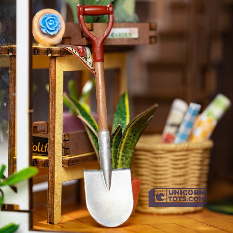 Garden House | Robotime Rolife TGB06 DIY Miniature Book Nook Kit