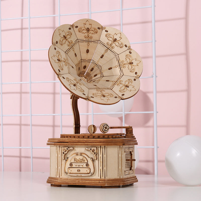 gramophone_6.jpg
