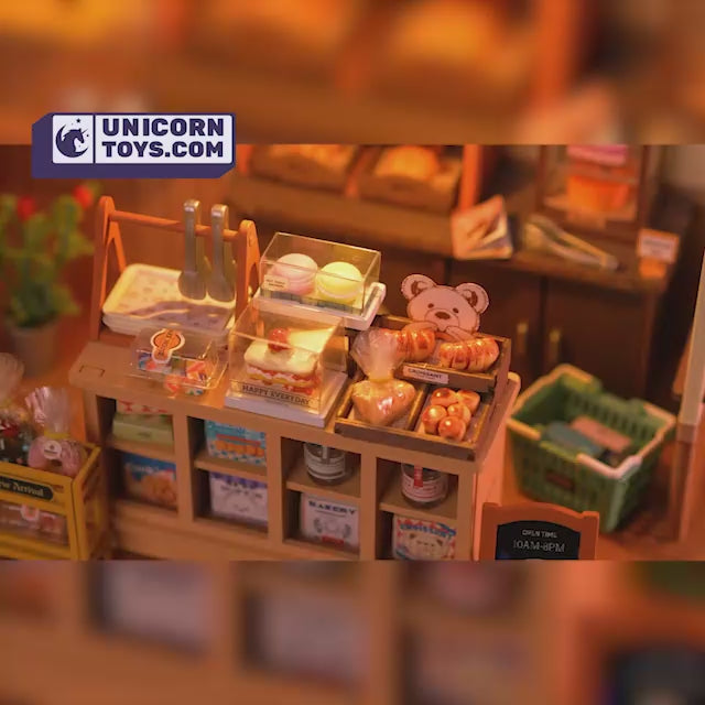 Canada Rolife Falling Sakura Book Nook TGB05 DIY Miniature Bookend