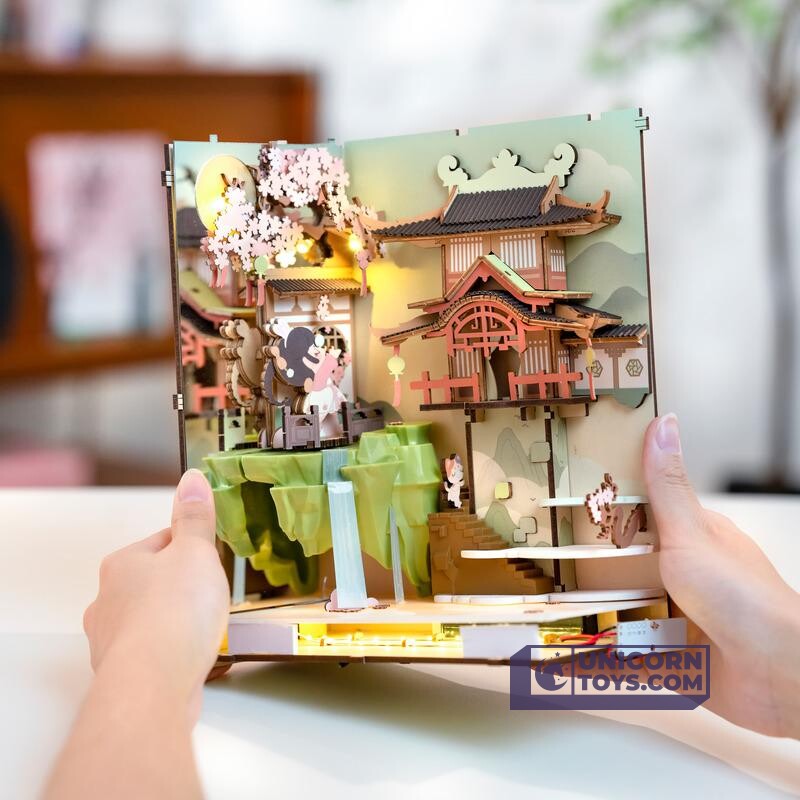 Canada Rolife Falling Sakura Book Nook TGB05 DIY Miniature Bookend