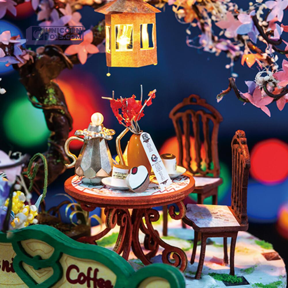 Magical Cafe | Robotime Glass Miniature Dollhouse Kit DS004