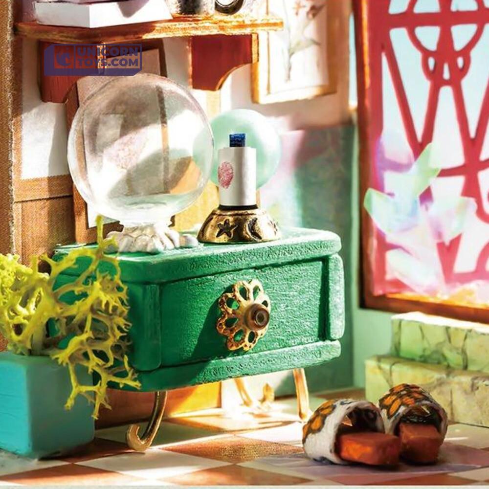 Bloomy House | Robotime Glass Miniature Dollhouse Kit DS002