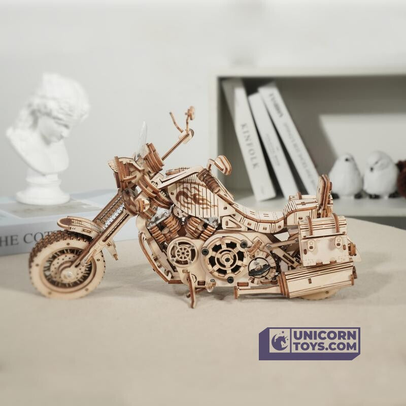 Cruiser Motorcycle | Robotime ROKR LK504 Mechanical Gears Puzzle Kit