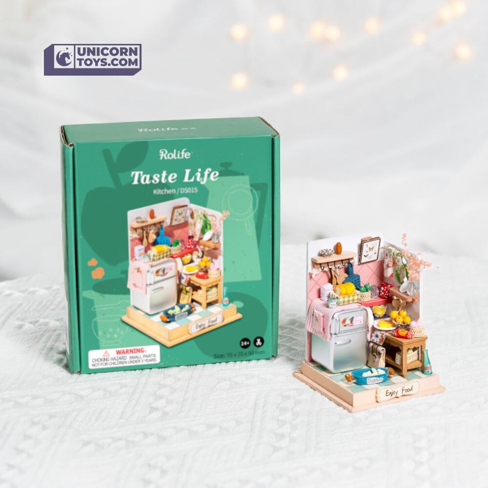 Tiny Dollhouse Robotime Rolife DS015/016/017/018 DIY Dollhouse Miniatures Collection