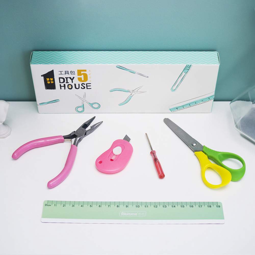 The Cat House | Robotime DG149 DIY 1:24 Dollhouse Miniatures Kit