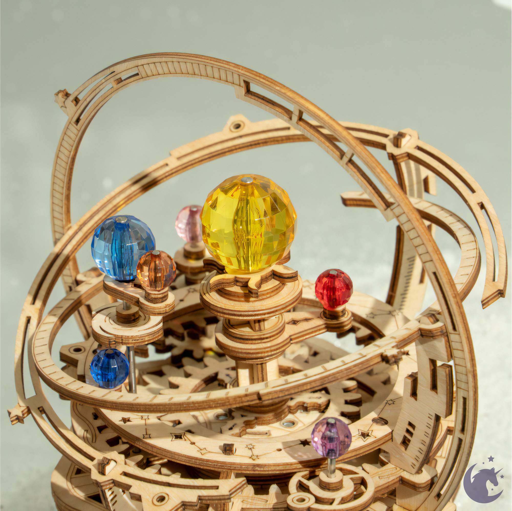 Mechanical top music box